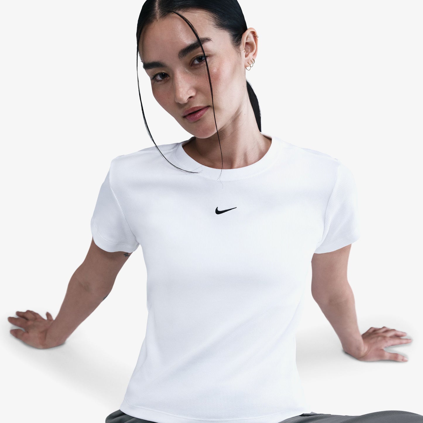 Nike Sportswear Ribbed Kadın Beyaz T-shirt