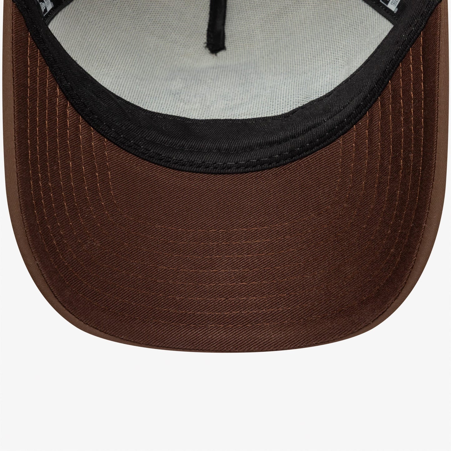 New Era Trucker Unisex Bej Şapka