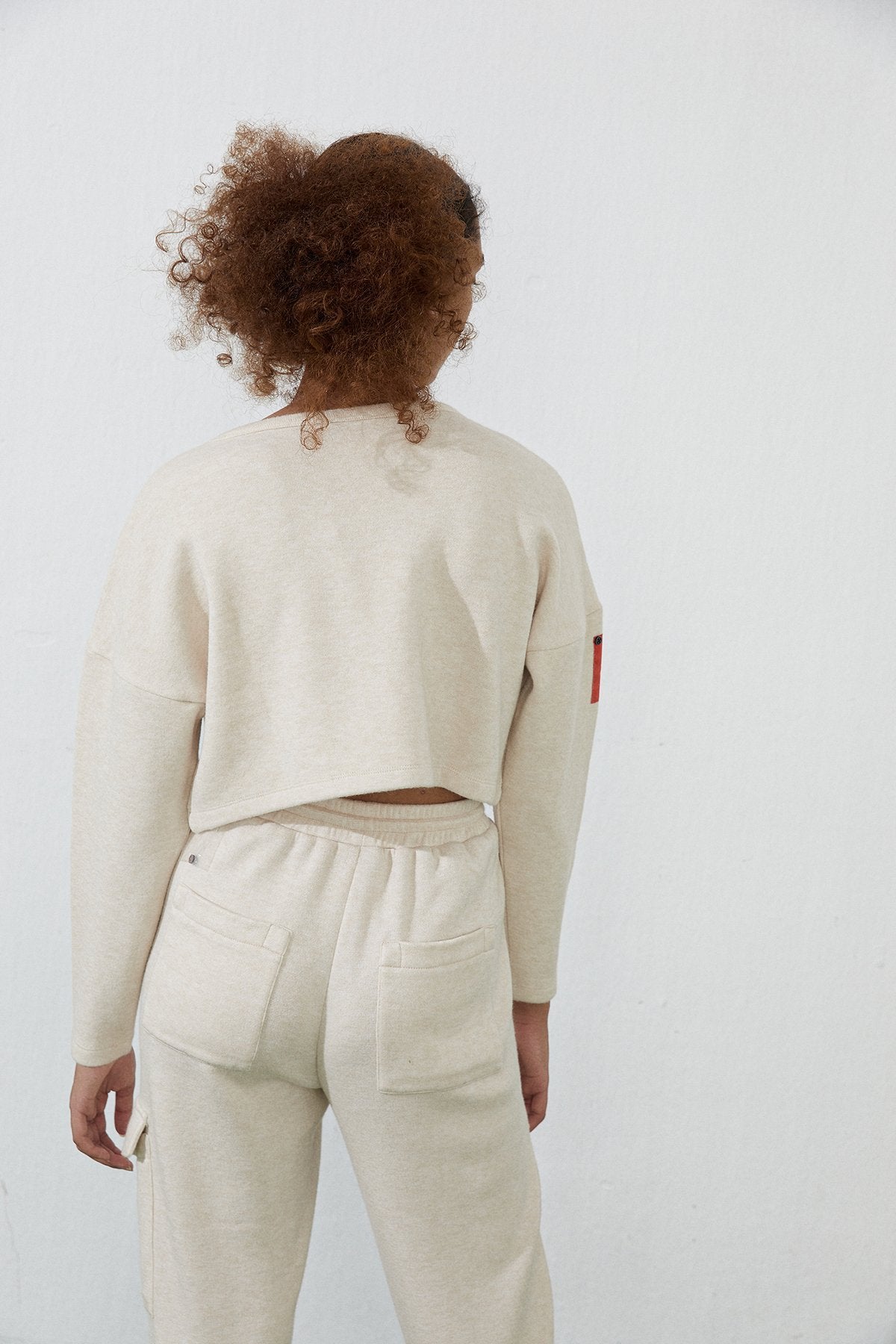 Ekru Basic Kısa Sweatshirt