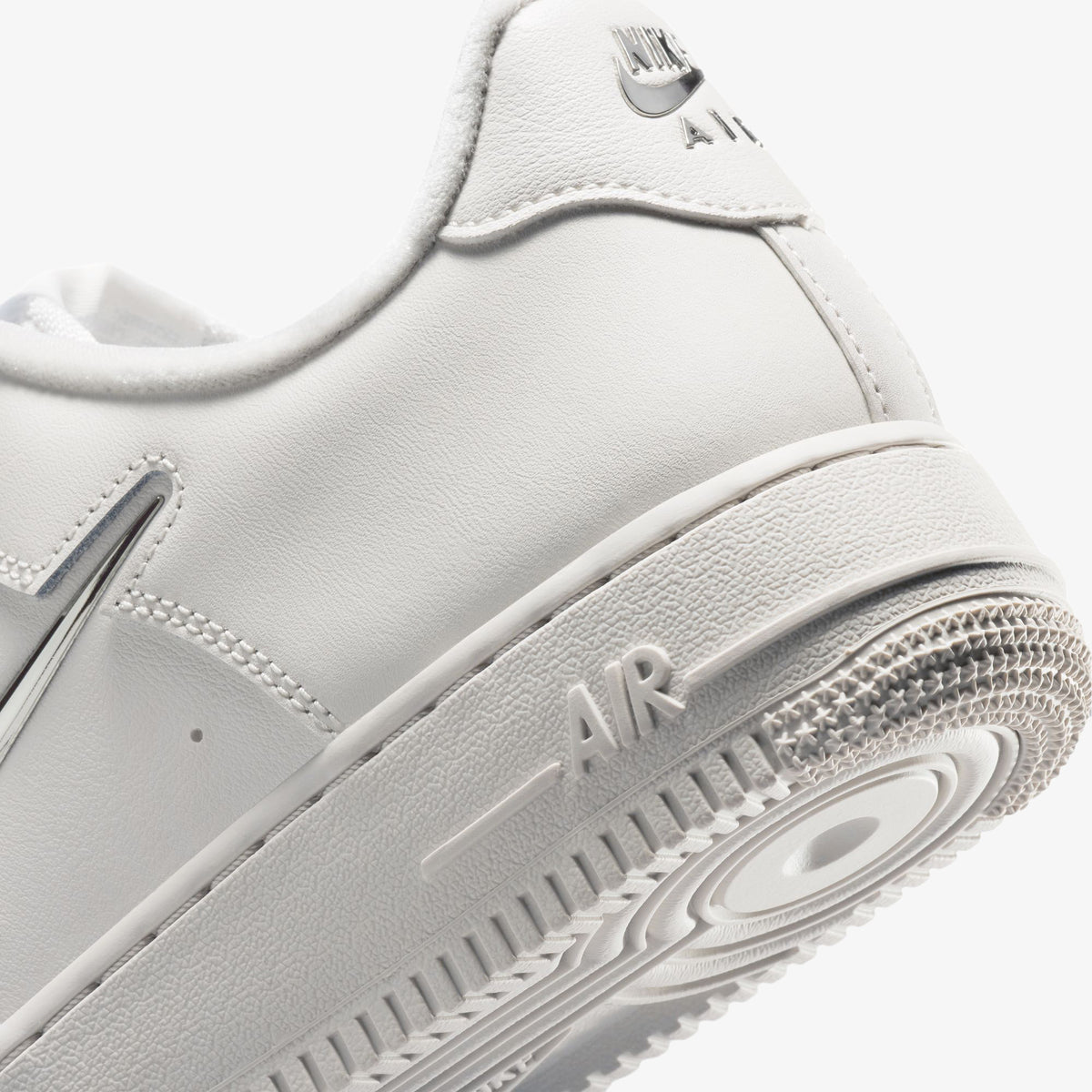 Nike Air Force 1 '07 Kadın Beyaz Spor Ayakkabı