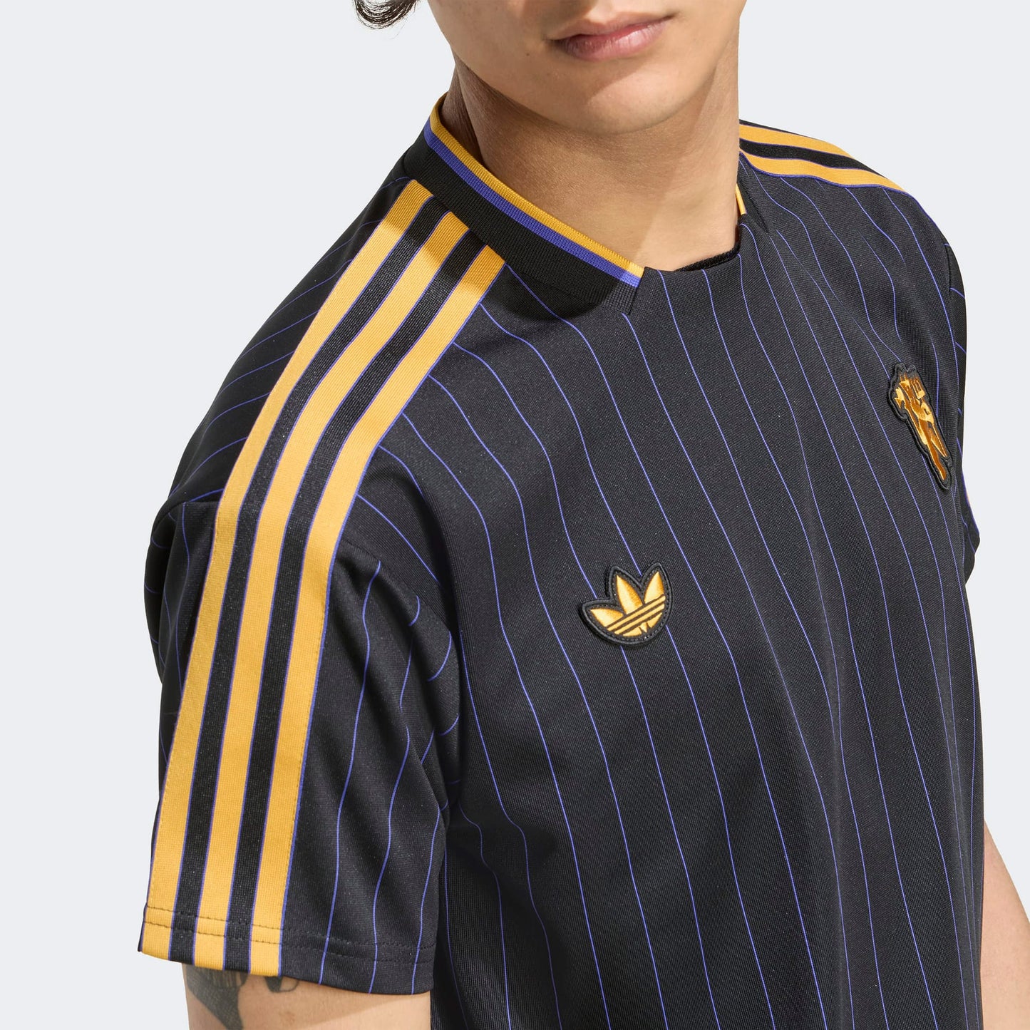 Adidas Manchester United Terrace Icons Erkek Siyah Forma
