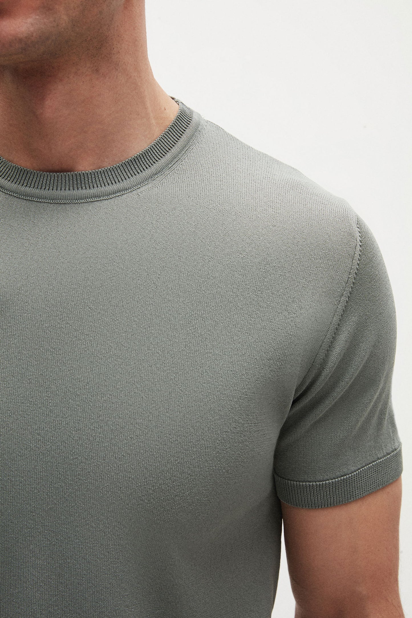 Twn Slim Fit Koyu Yosun Yazlık Rayon Triko T-shirt