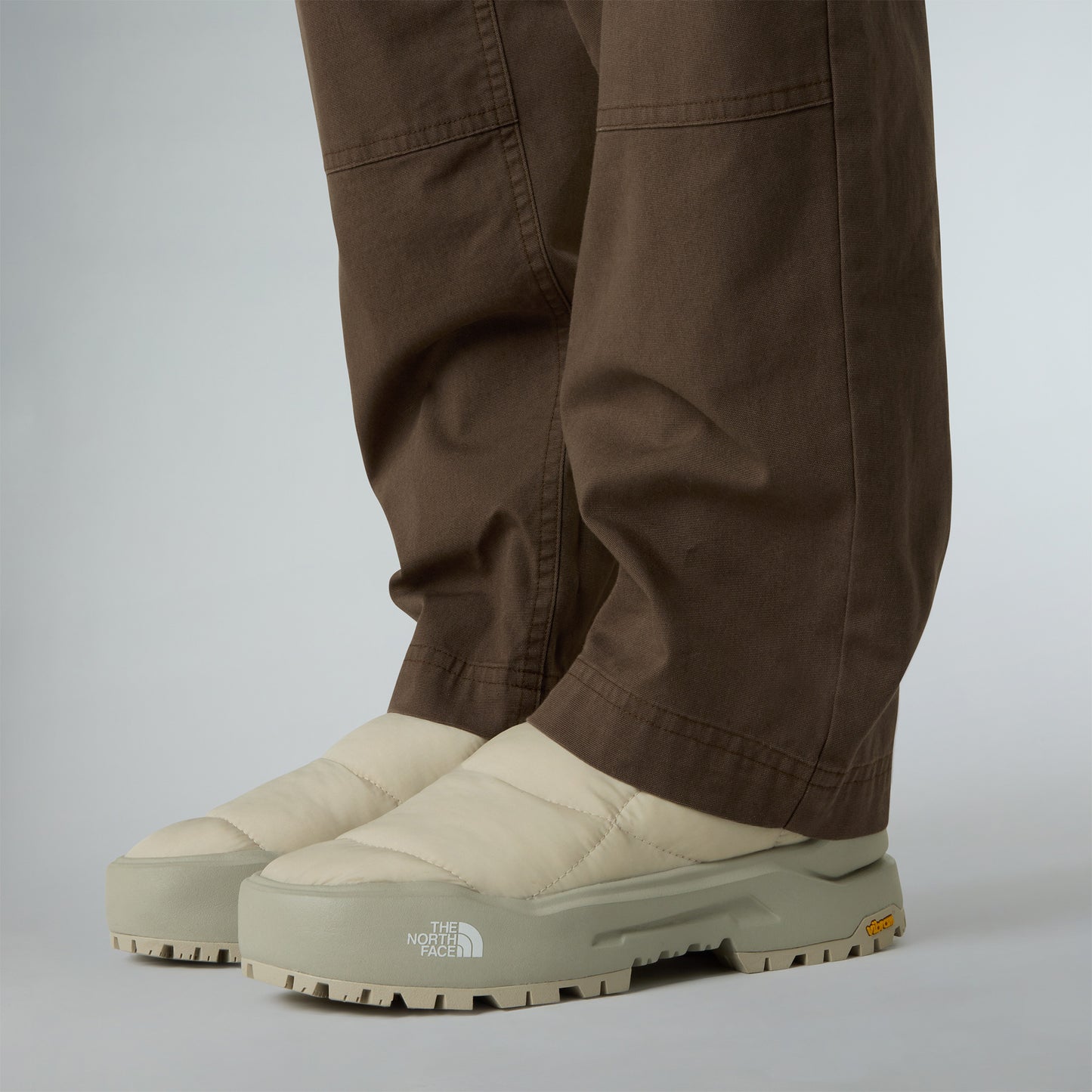 The North Face Base Camp Thermoball Mule Unisex Bej Terlik