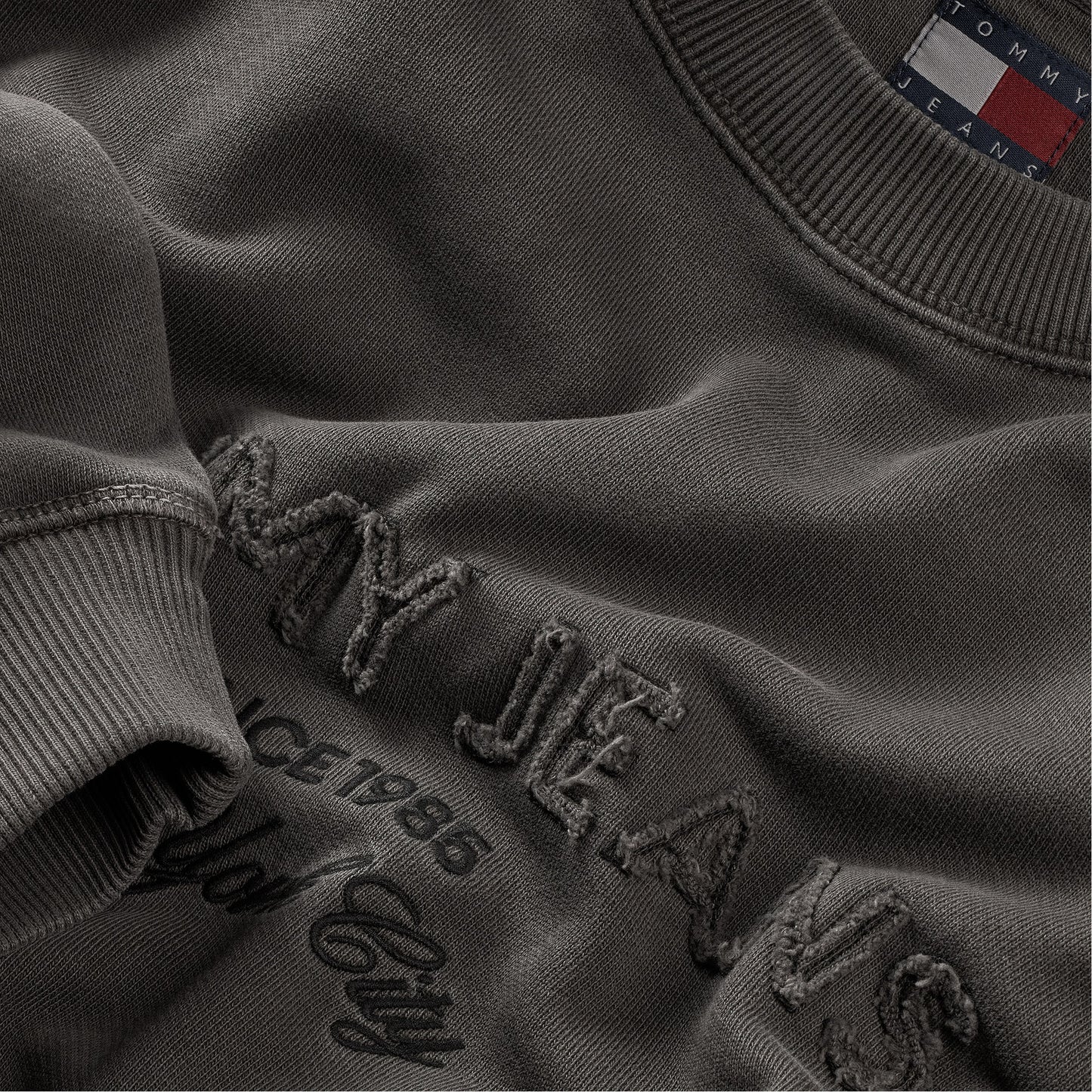 Tommy Hilfiger Jeans 90s Gmd New Classics Crew Erkek Siyah Sweatshirt