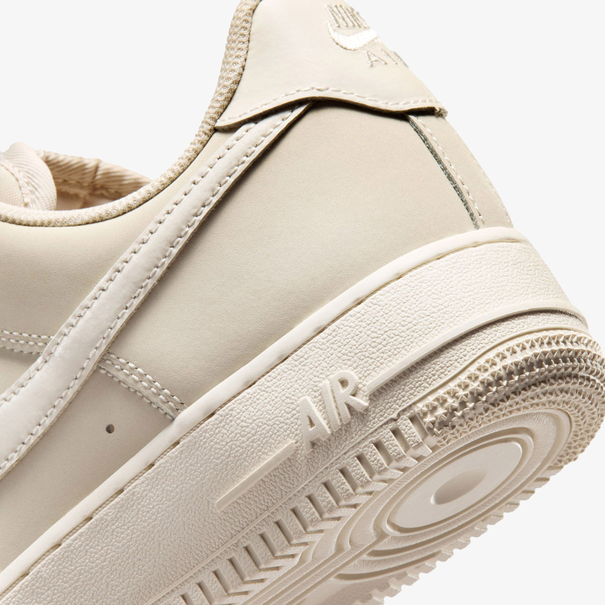 Nike Air Force 1 Retro Prm Kadın Beyaz Spor Ayakkabı