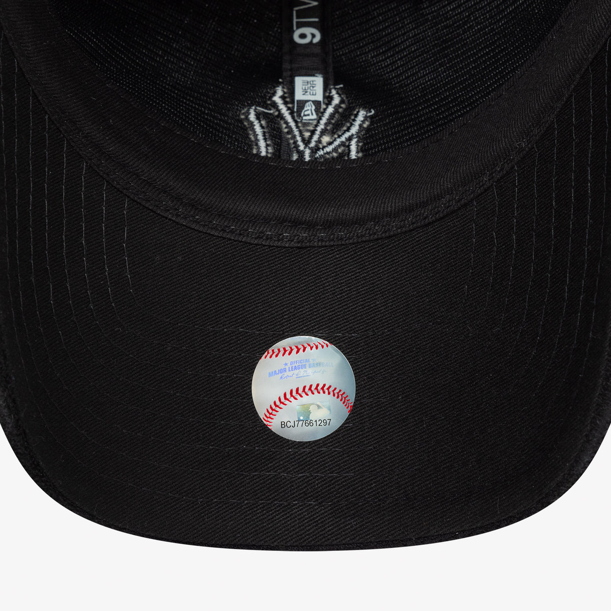 New Era 9twenty New York Yankees Kadın Siyah Şapka