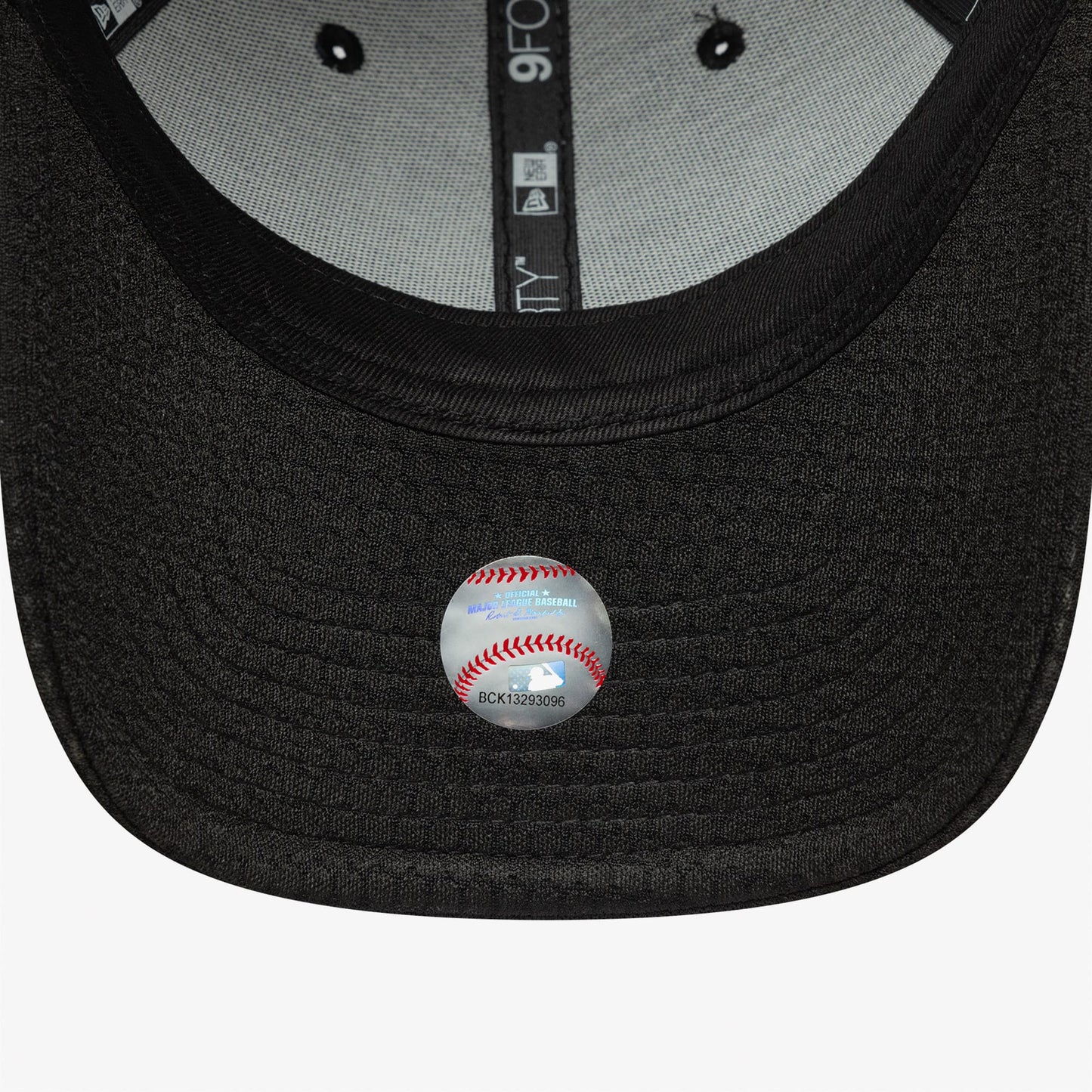 New Era Flawless Mesh 9forty Dettig Unisex Siyah Şapka