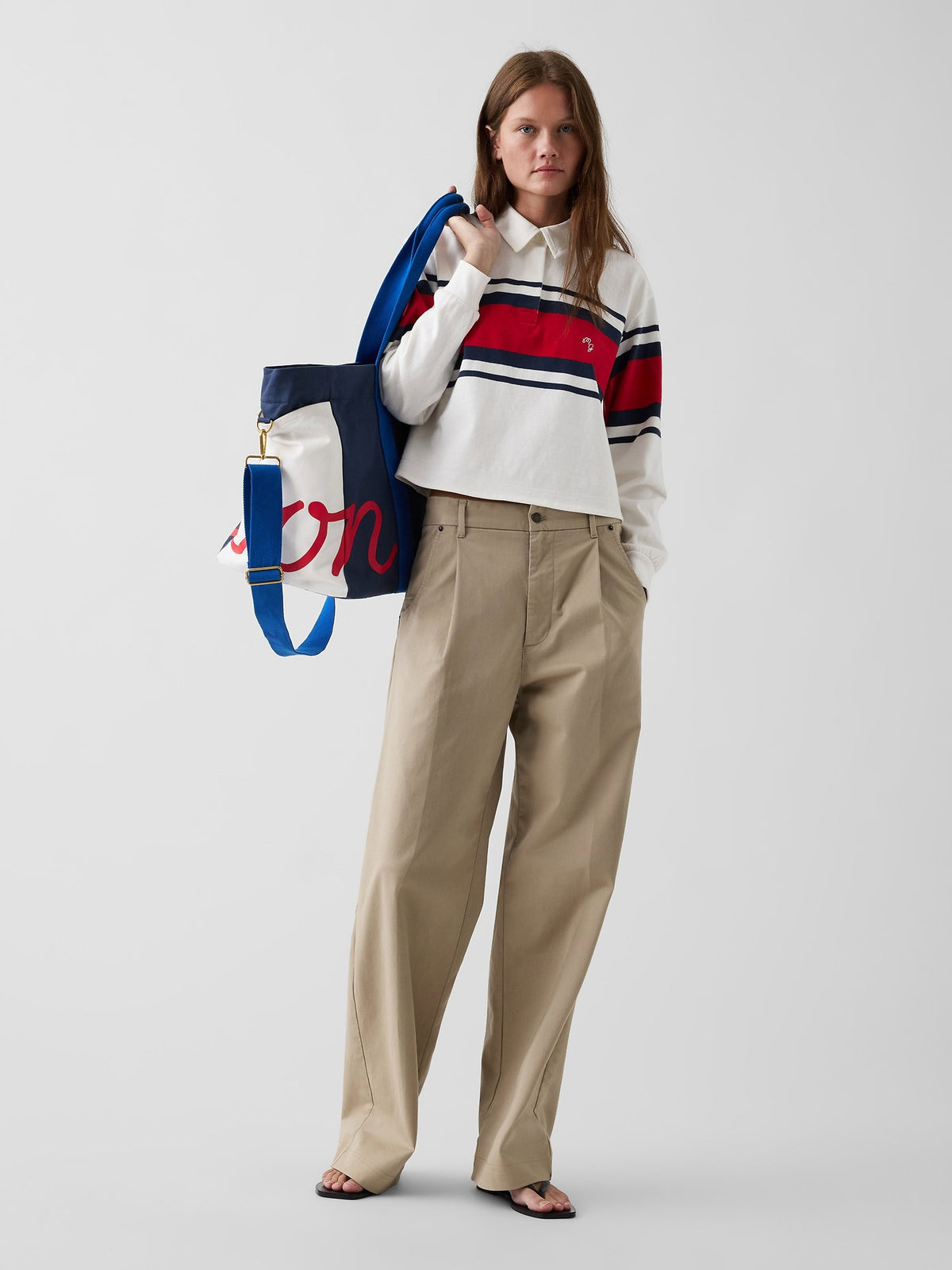 Beyaz Gap × Malbon Oversized Crop Rugby Gömlek