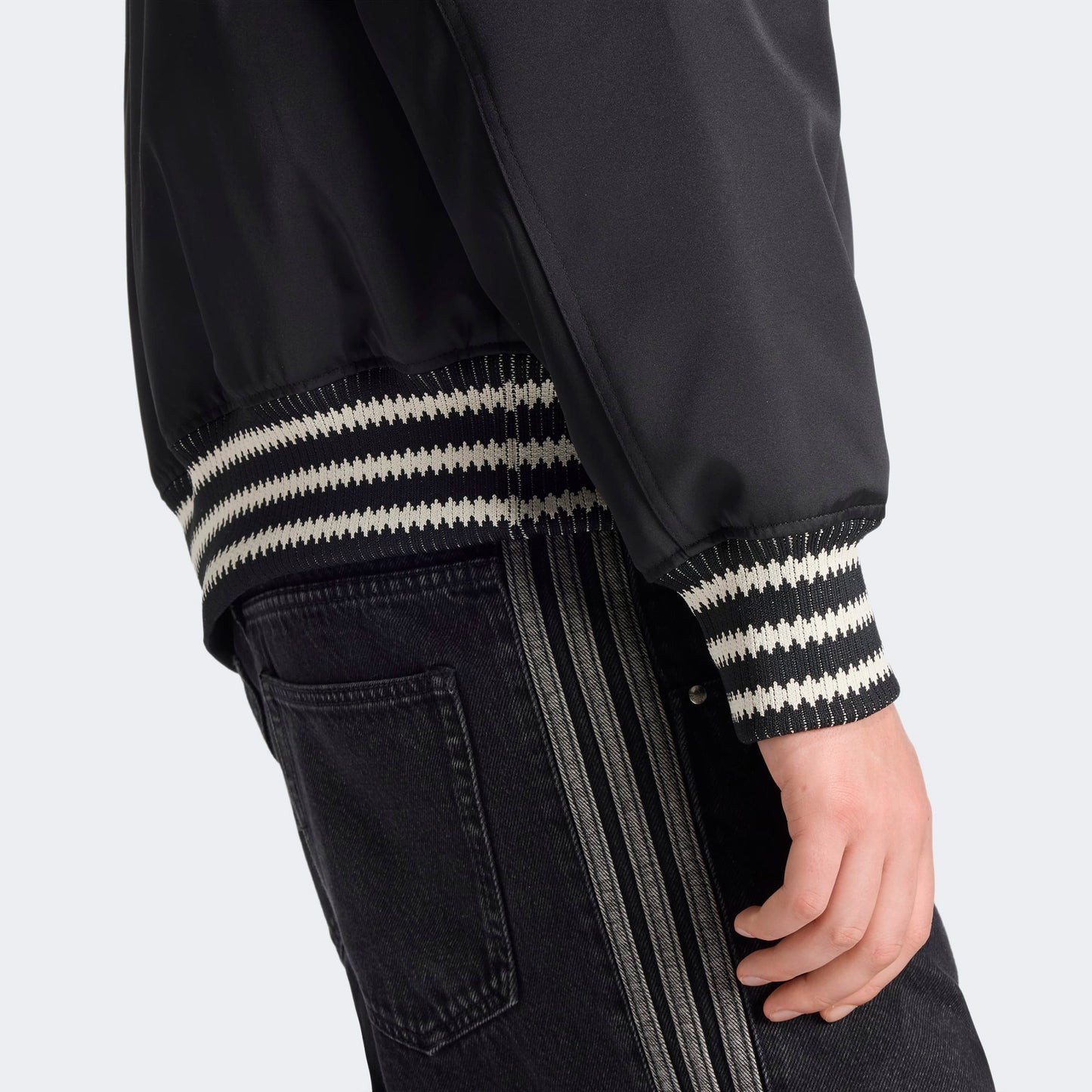 Adidas Bomber Erkek Siyah Ceket