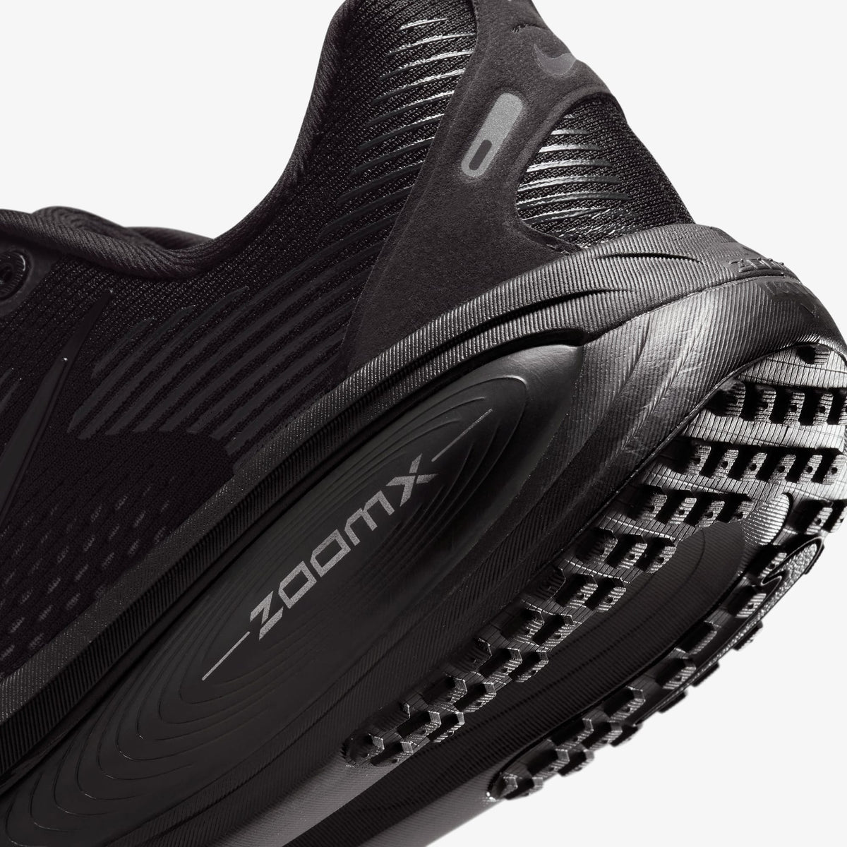 Nike Vomero 18 Kadın Siyah Koşu Ayakkabısı