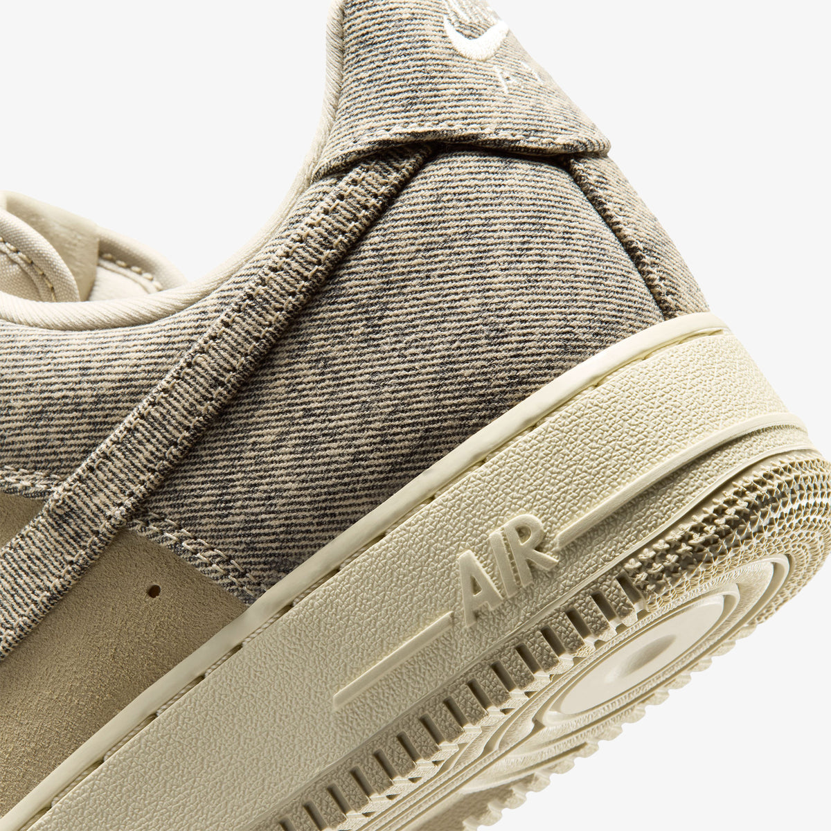 Nike Air Force 1 '07 Lv8 Erkek Yeşil Spor Ayakkabı