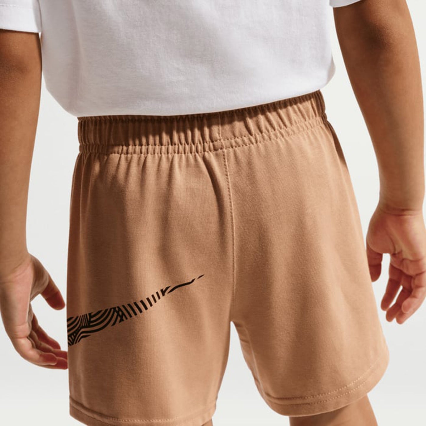 Nike Sportswear In The Zone Çocuk Beyaz Şort Takımı