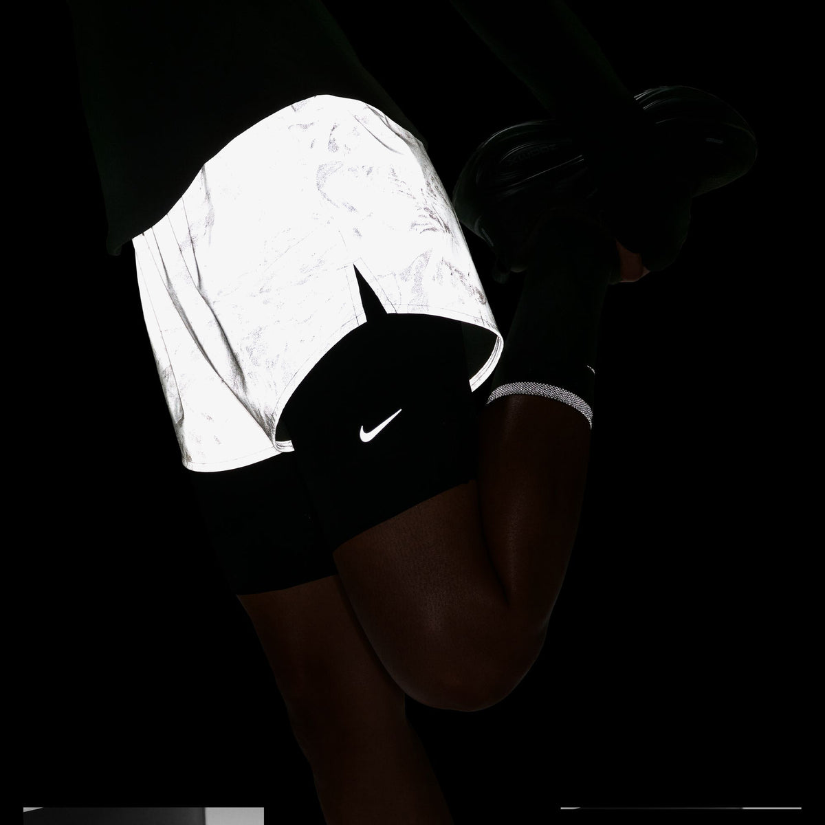 Nike Swft Mr Ref 2n1 Shrt Kadın Siyah Şort