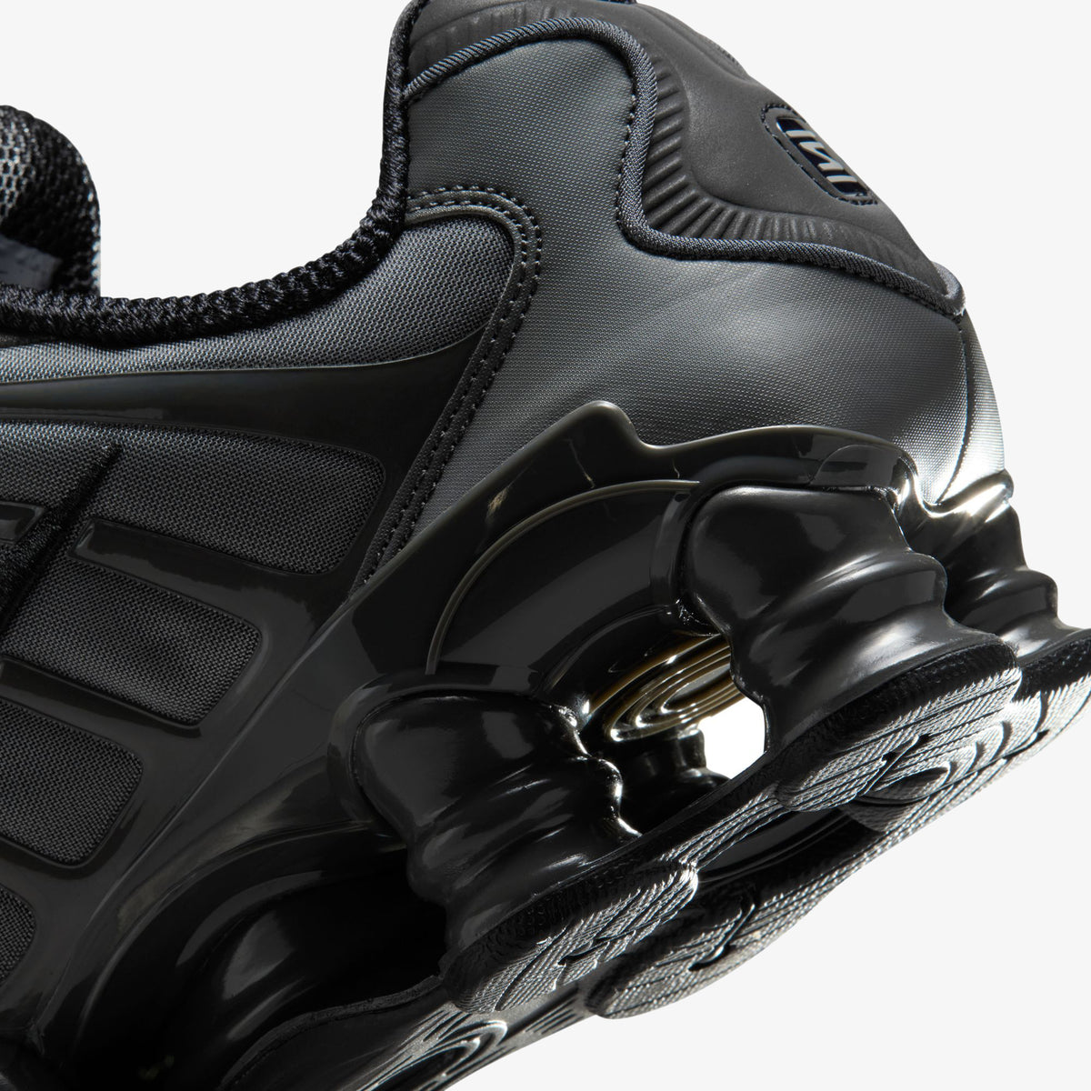 Nike Shox Erkek Siyah Spor Ayakkabı