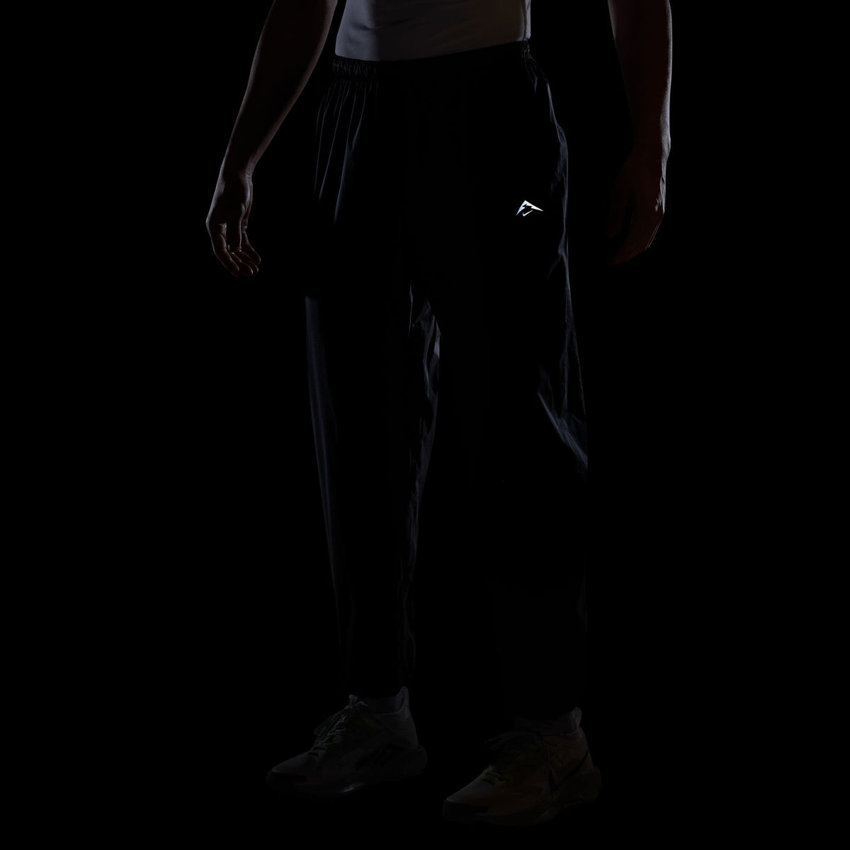 Nike Trailwind Erkek Siyah Koşu Eşofman Altı