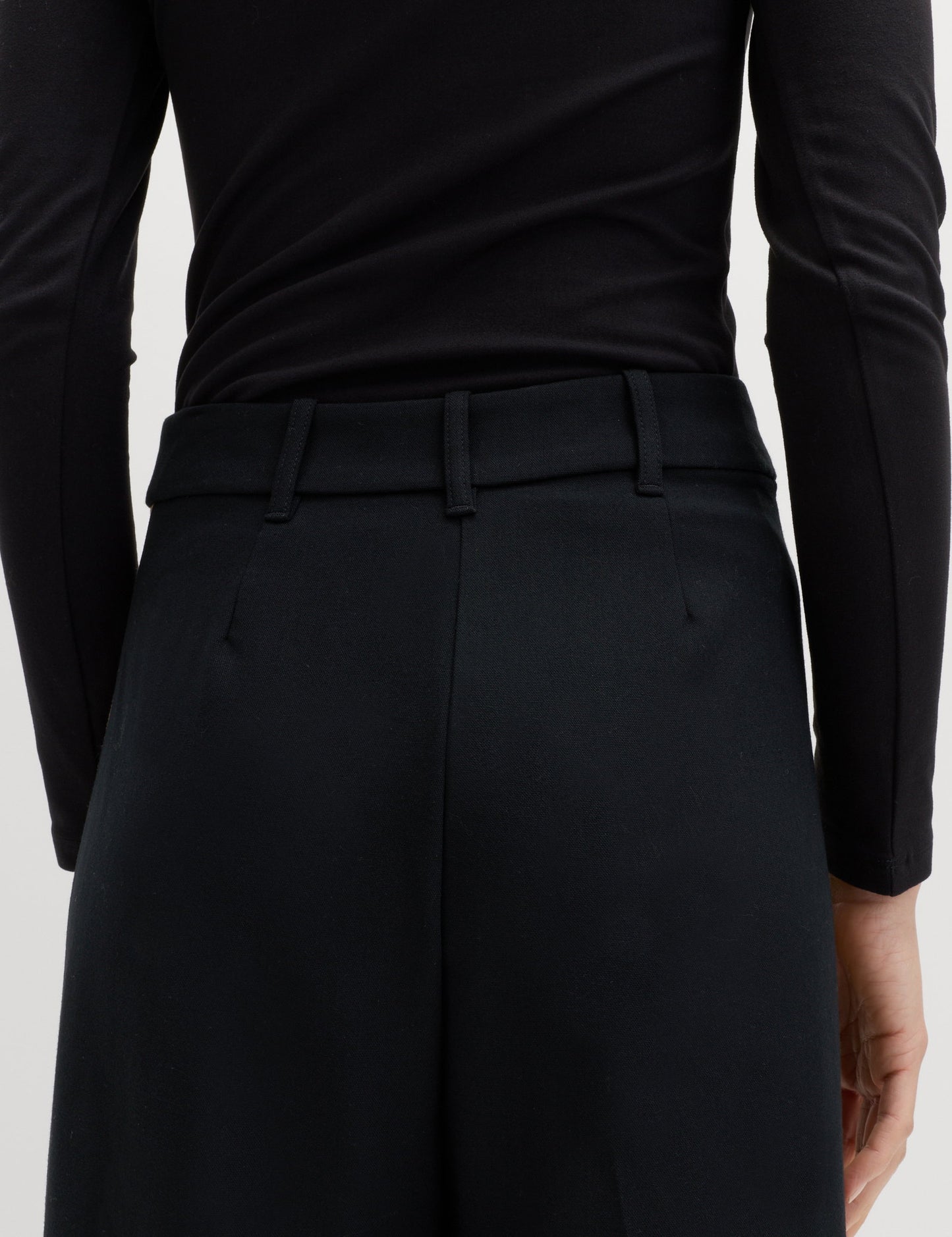 Şerit Detaylı Geniş Paça Pantolon