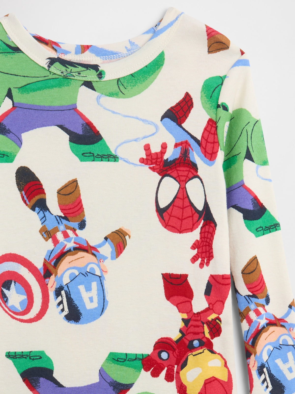 Kırık Beyaz Marvel Avengers Grafik Baskılı Pijama Takımı