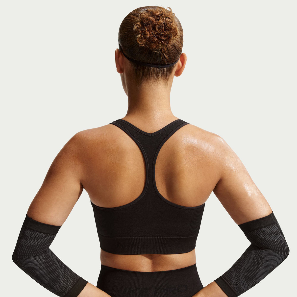 Nike Pro Seamless Kadın Siyah Bra