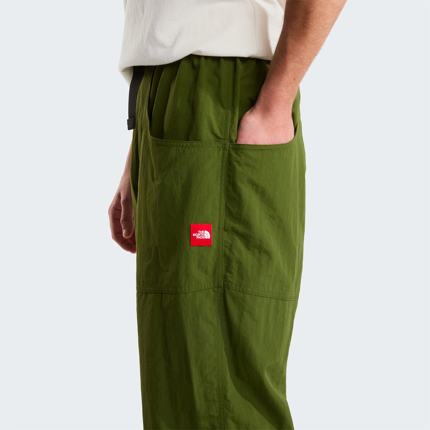 The North Face Red Box Nylon Belted Erkek Yeşil Pantolon