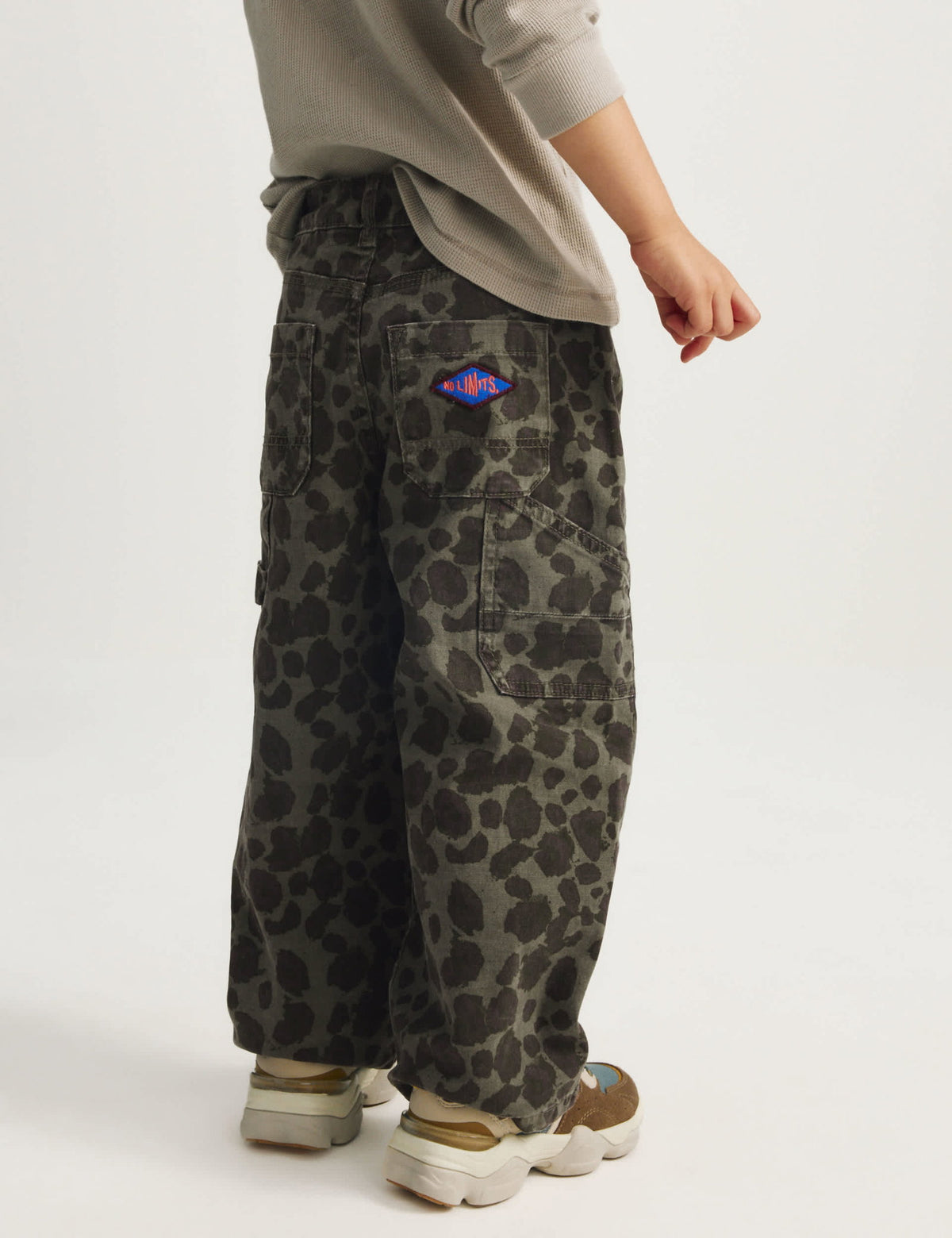 Leopar Desenli Çocuk Jean