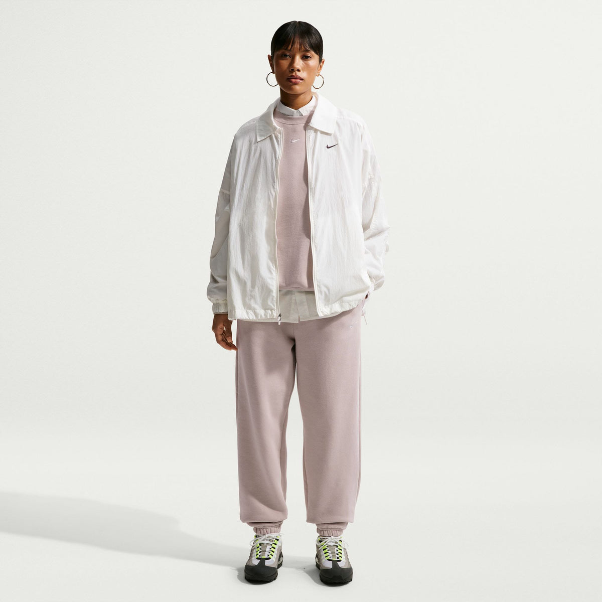 Nike Studio Fleece Oversize Dar Paça Kadın Bej Eşofman Altı
