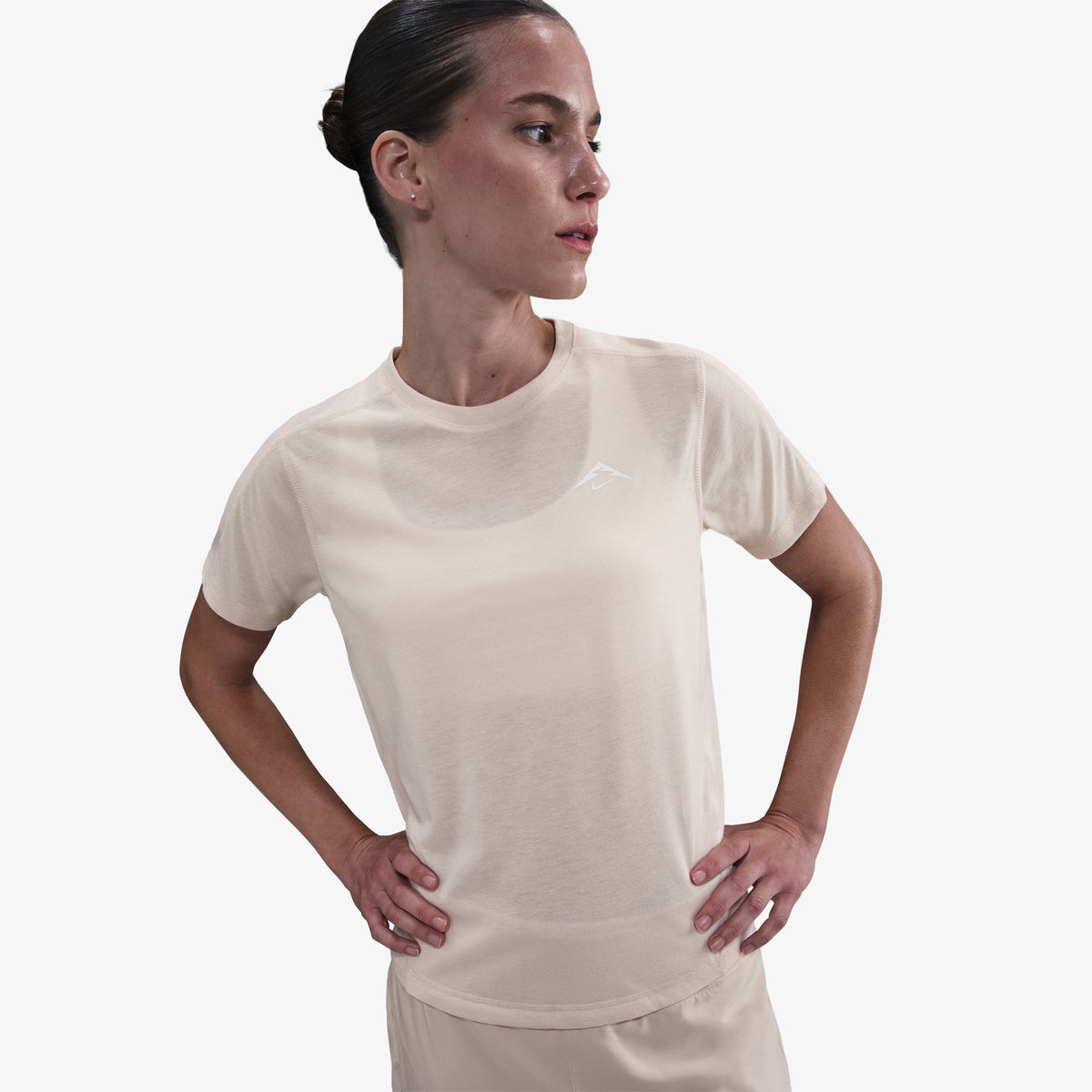 Nike Trail Dri-fit Kadın Krem Koşu T-shirt