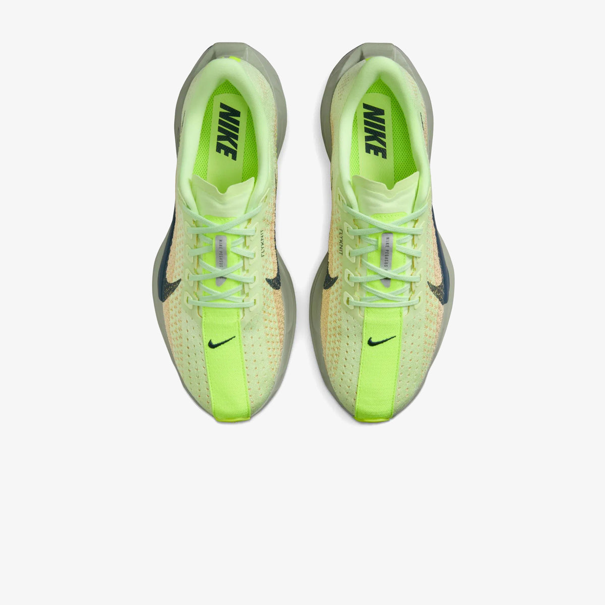 Nike Pegasus Plus Kadın Yeşil Koşu Ayakkabısı