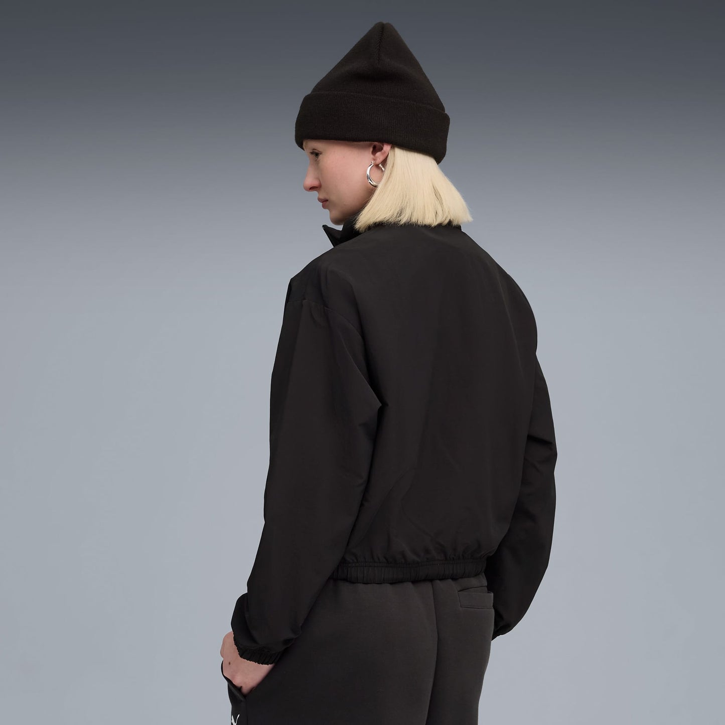 Puma Her Relaxed Kadın Siyah Sweatshirt