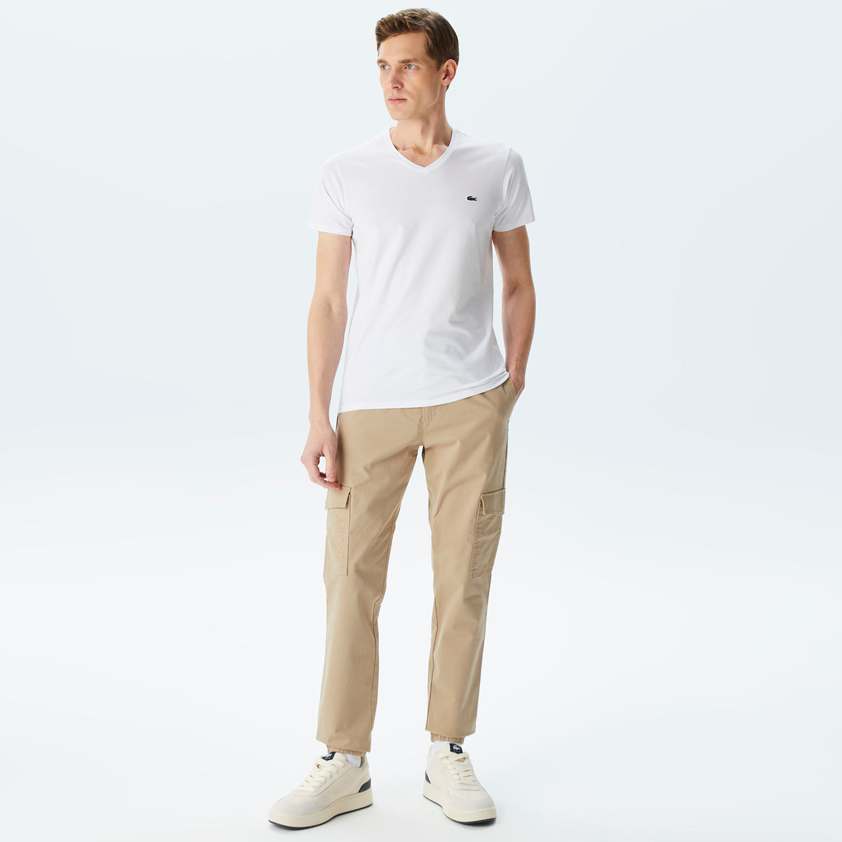 Lacoste Erkek Slim Fit V Yaka Beyaz T-shirt