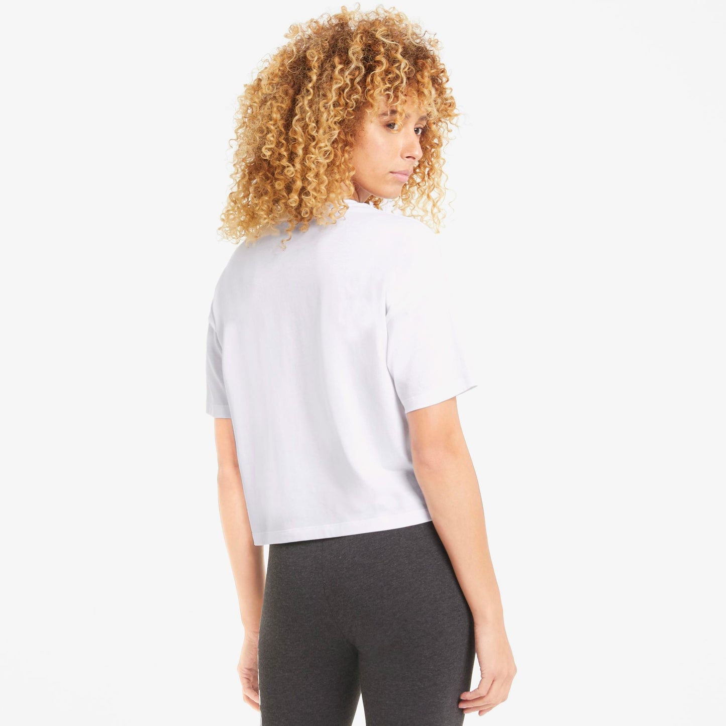 Puma Essentials Logo Kadın Beyaz T-shirt