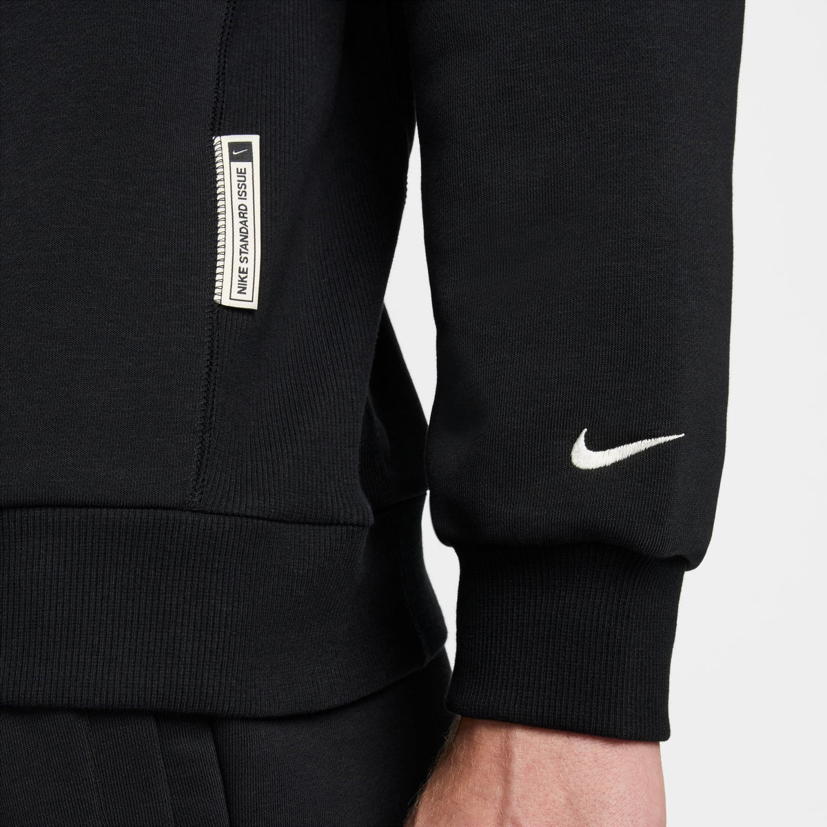 Nike Standard Issue Erkek Siyah Eşofman Üstü