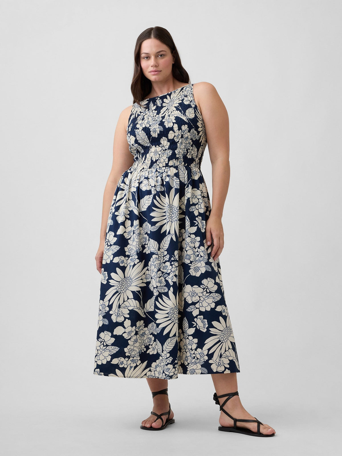 Beyaz Smocked Boatneck Maxi Elbise