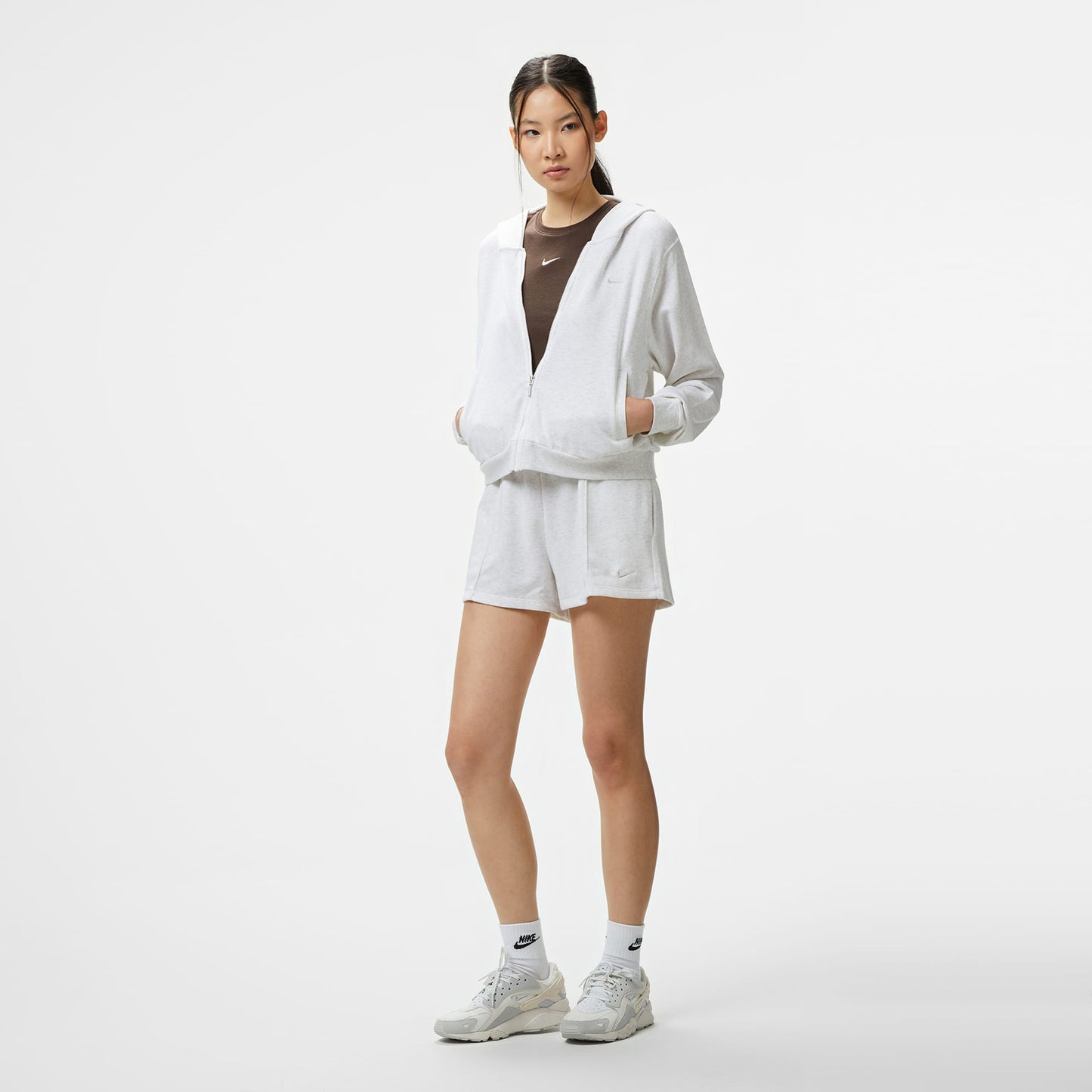 Nike Chill French Terry Kadın Beyaz Şort