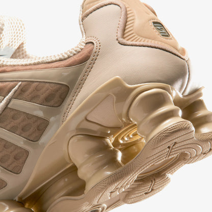 Nike Shox Kadın Kahverengi Spor Ayakkabı