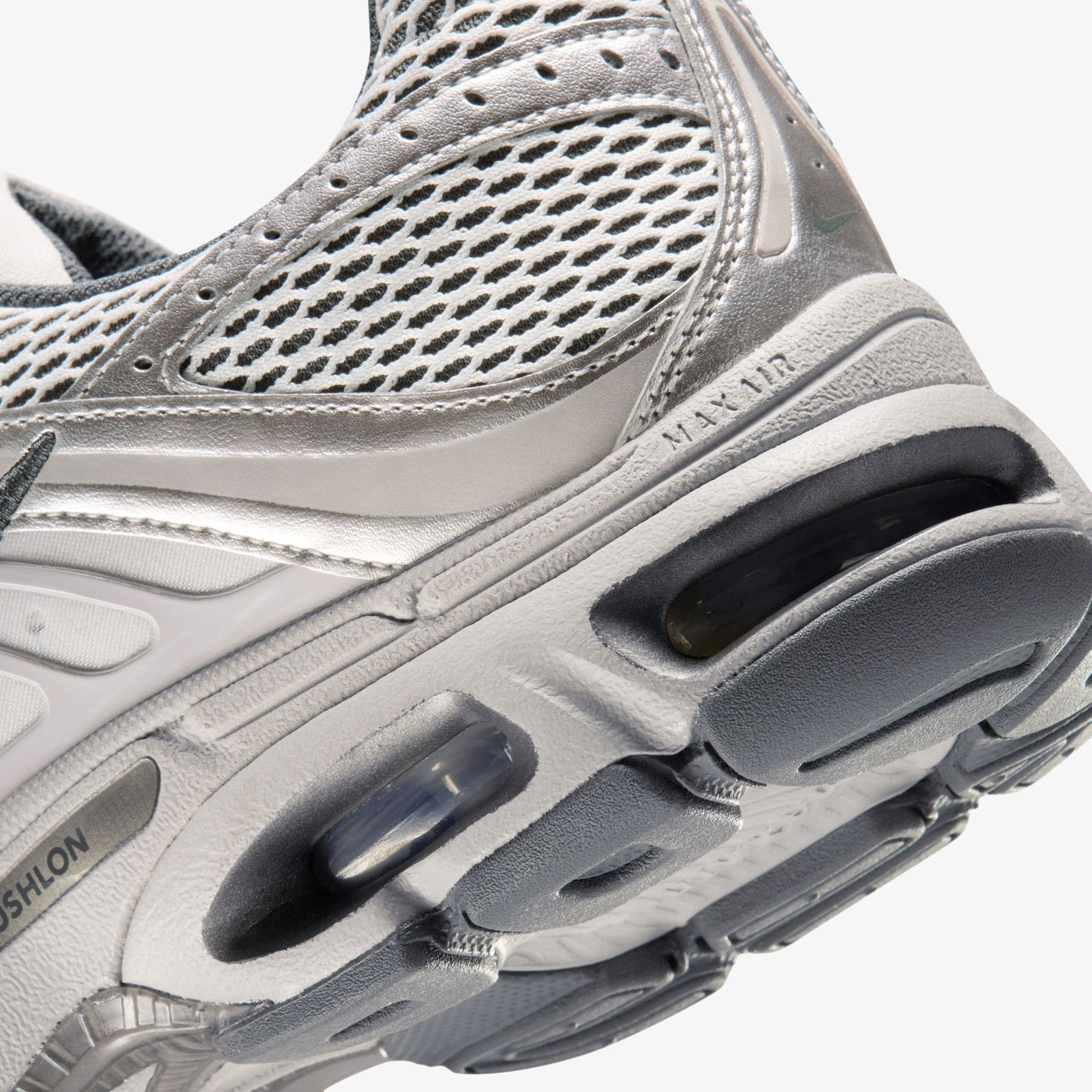 Nike Air Max Moto 2k Erkek Gri Spor Ayakkabı