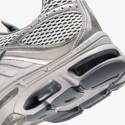 Nike Air Max Moto 2k Erkek Gri Spor Ayakkabı
