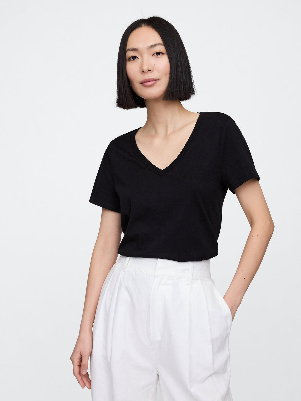 Siyah V Yaka T-shirt