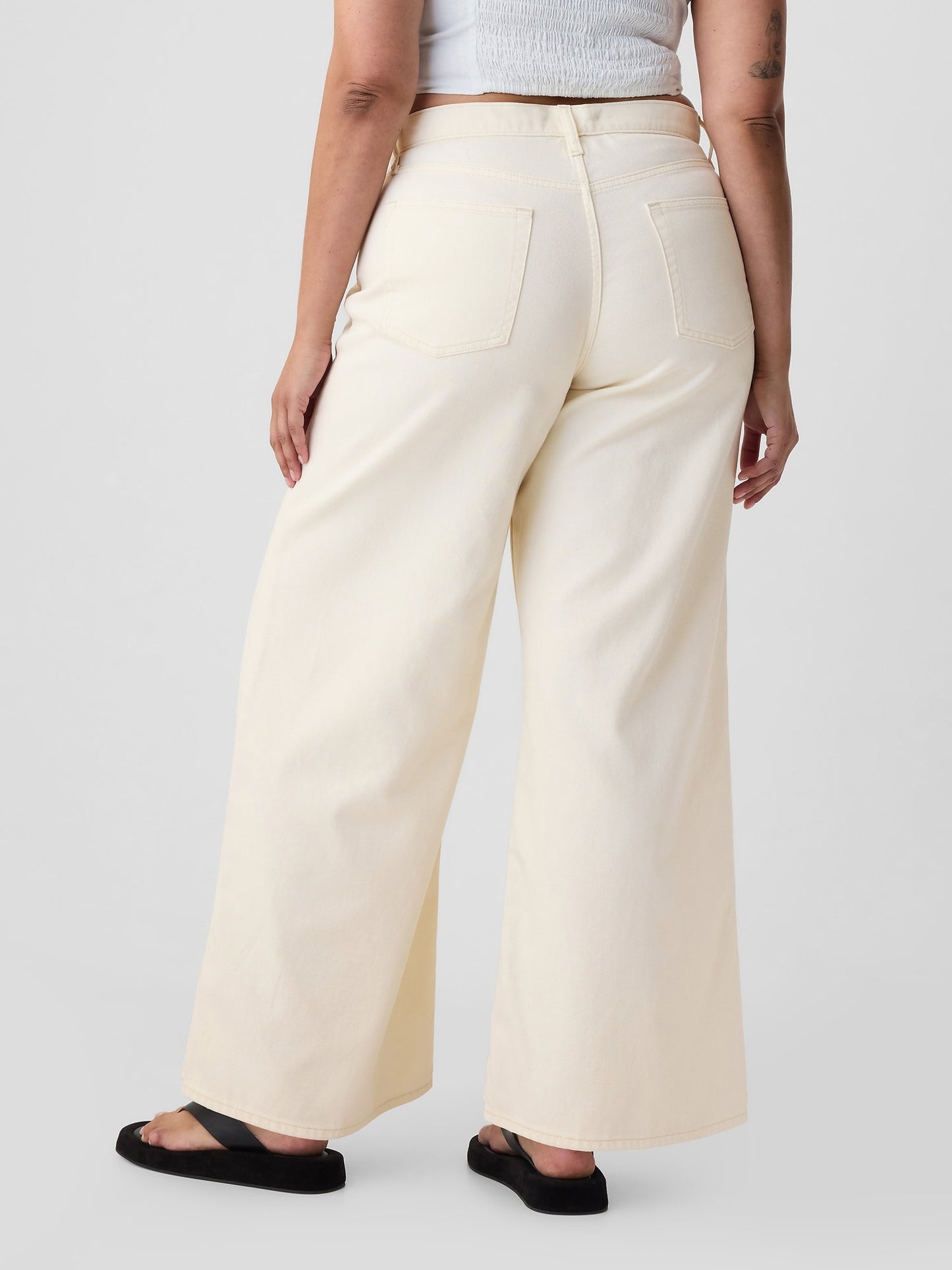 Kırık Beyaz Mid Rise Ultrasoft Baggy Jean Pantolon