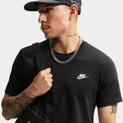 Nike Sportswear Club Erkek Siyah T-shirt