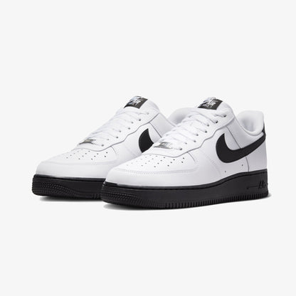 Nike Air Force 1 '07 Erkek Beyaz Spor Ayakkabı