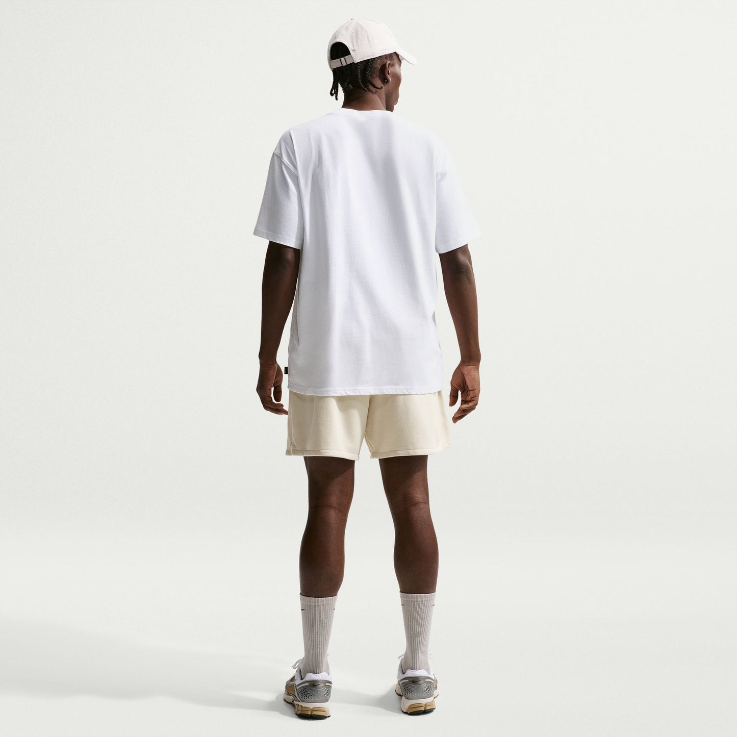 Nike Peak Tee Erkek Beyaz T-shirt