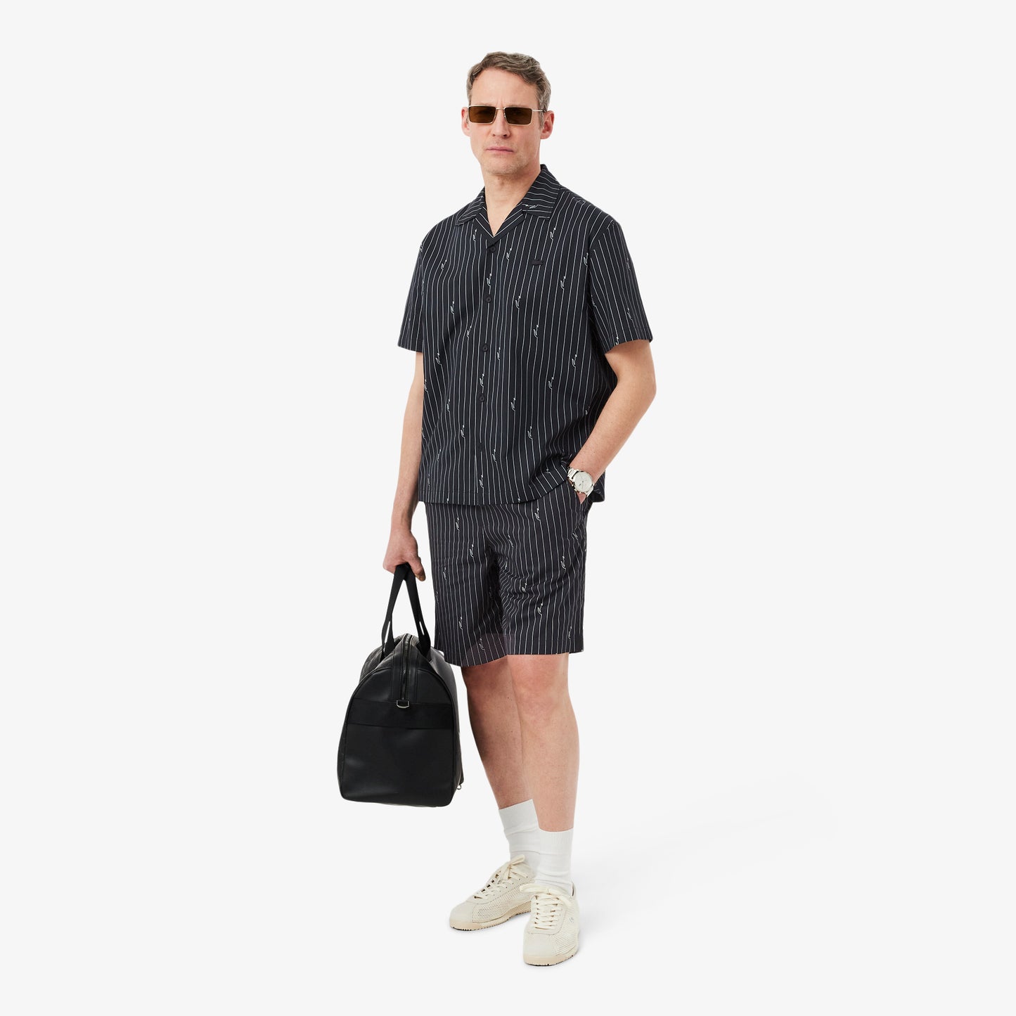 Lacoste Erkek Relaxed Fit Çizgili Siyah Şort