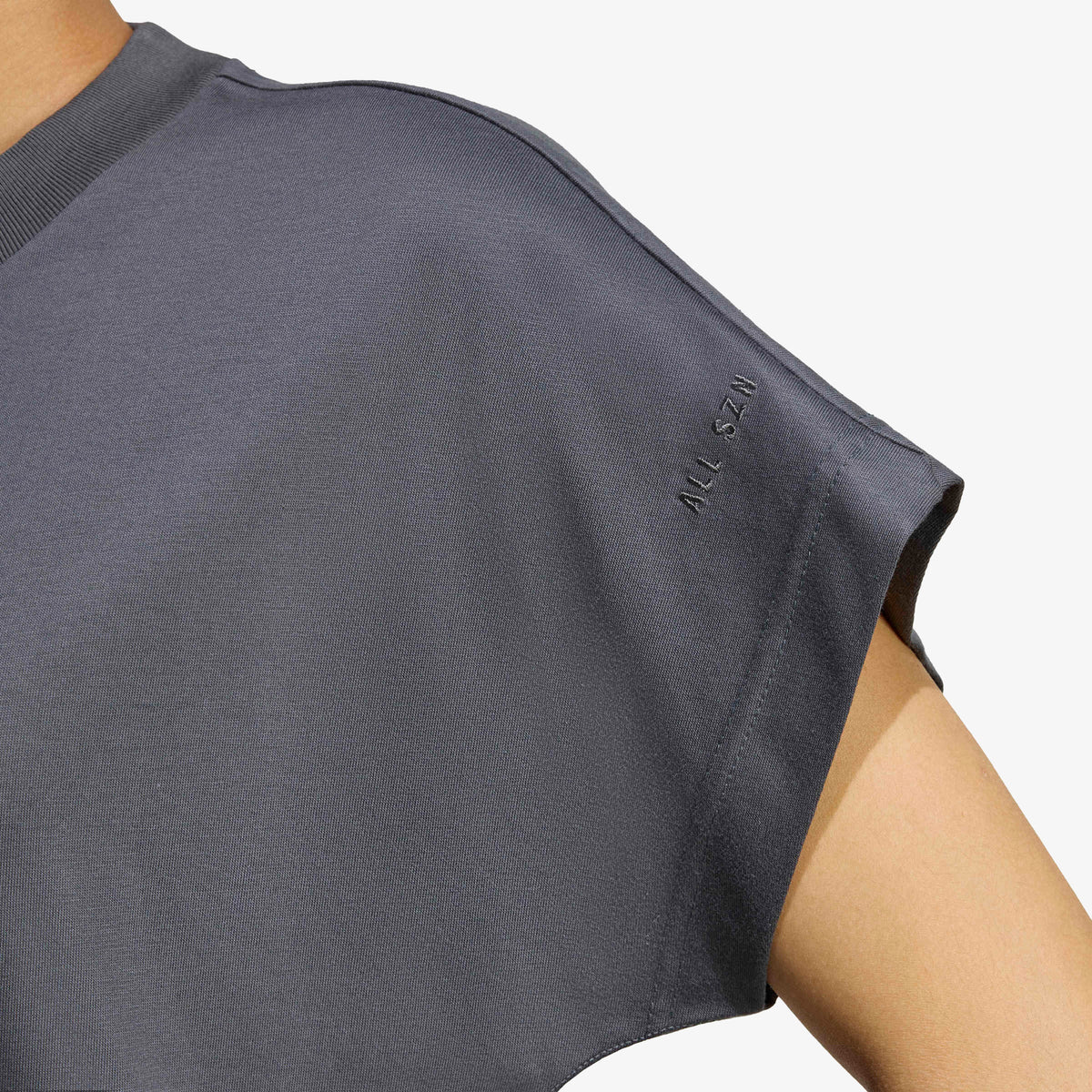 Adidas All Szn Kadın Gri T-shirt