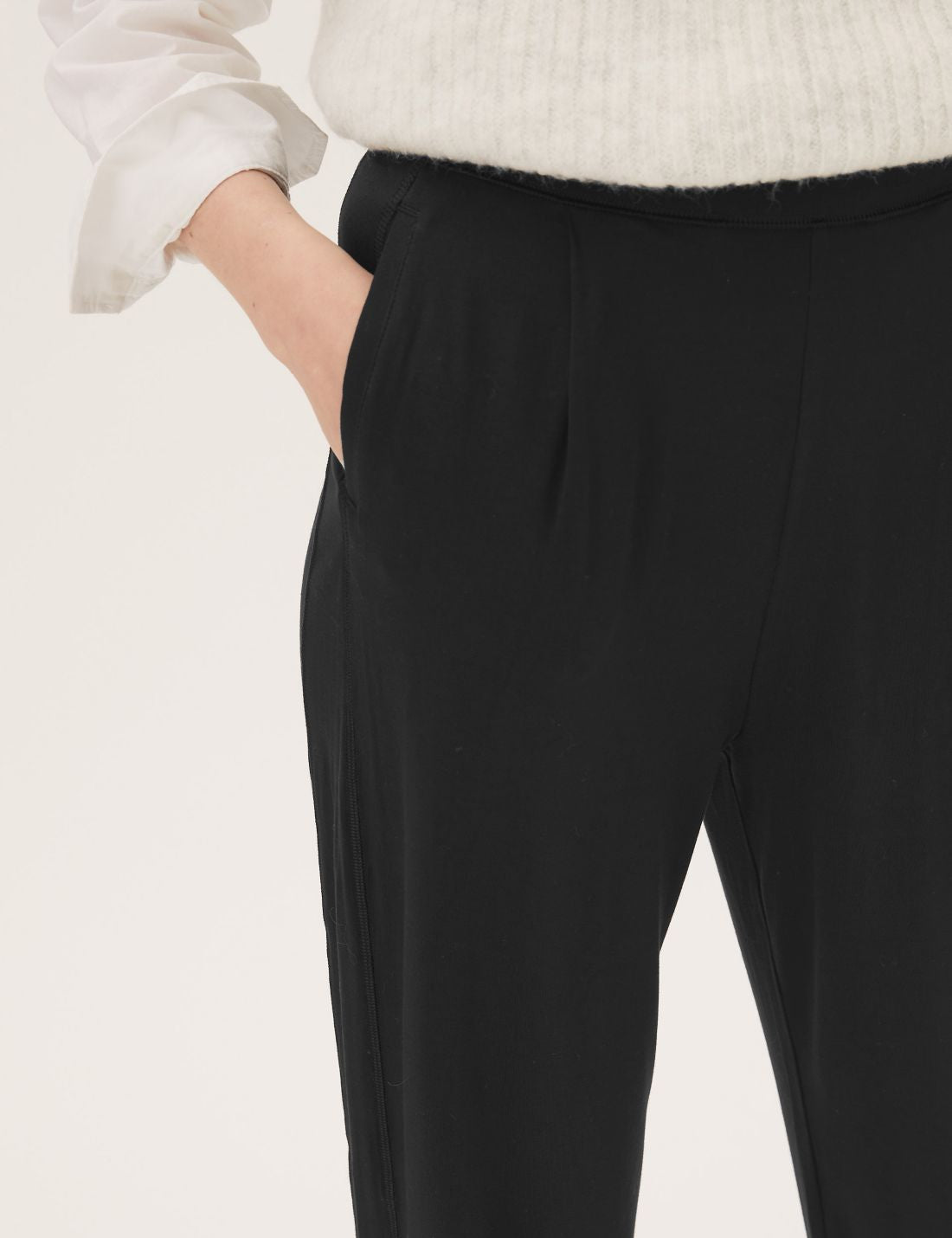 Tapered Fit Örme Pantolon