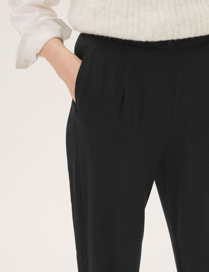 Tapered Fit Örme Pantolon