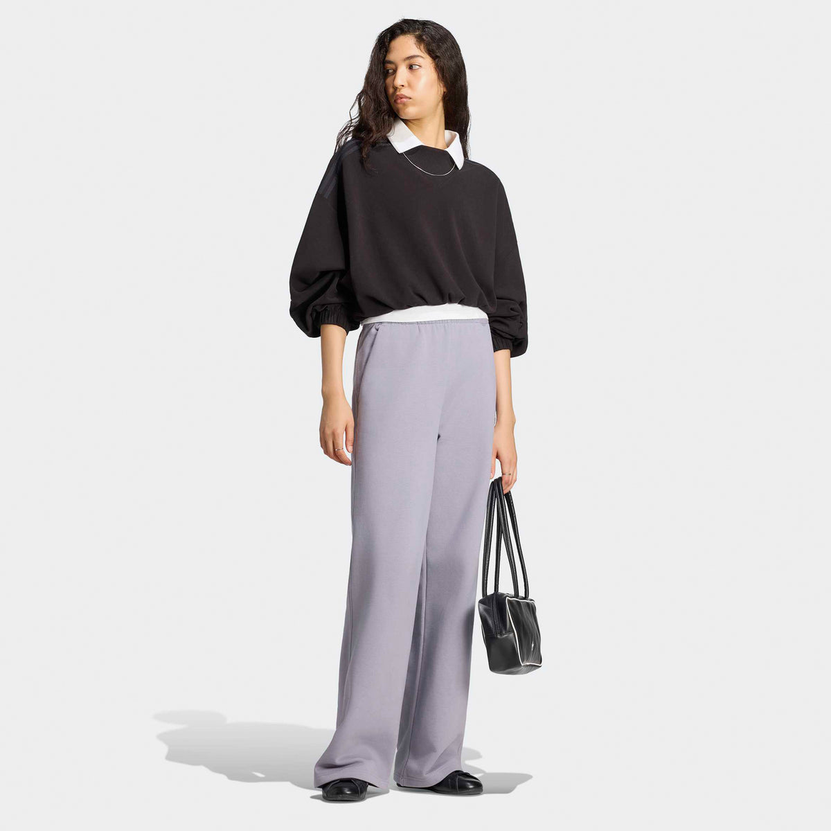 Adidas Crewneck Kadın Siyah Sweatshirt