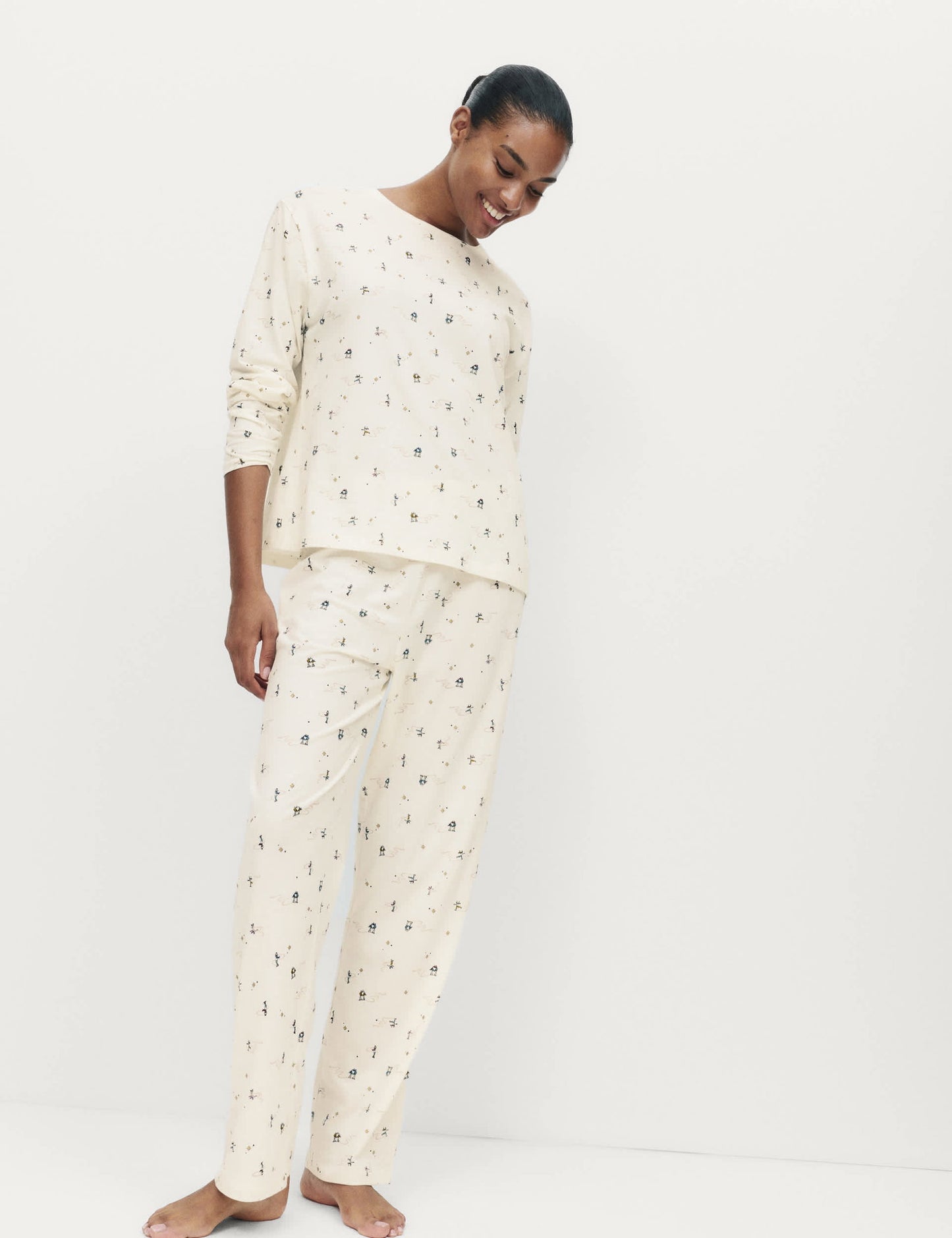 %100 Pamuklu Baskılı Pijama Takımı