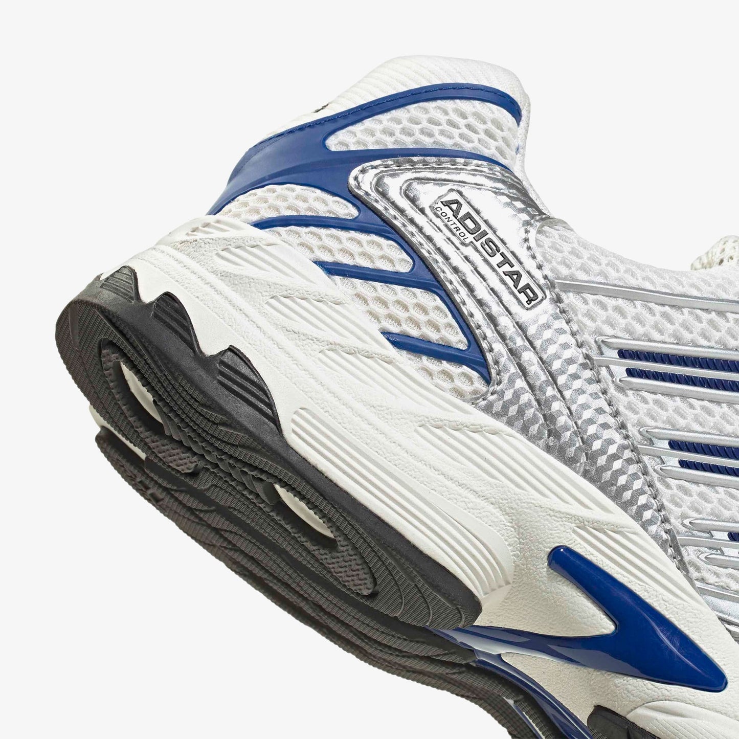 Adidas Adistar Control 3 Unisex Beyaz Spor Ayakkabı