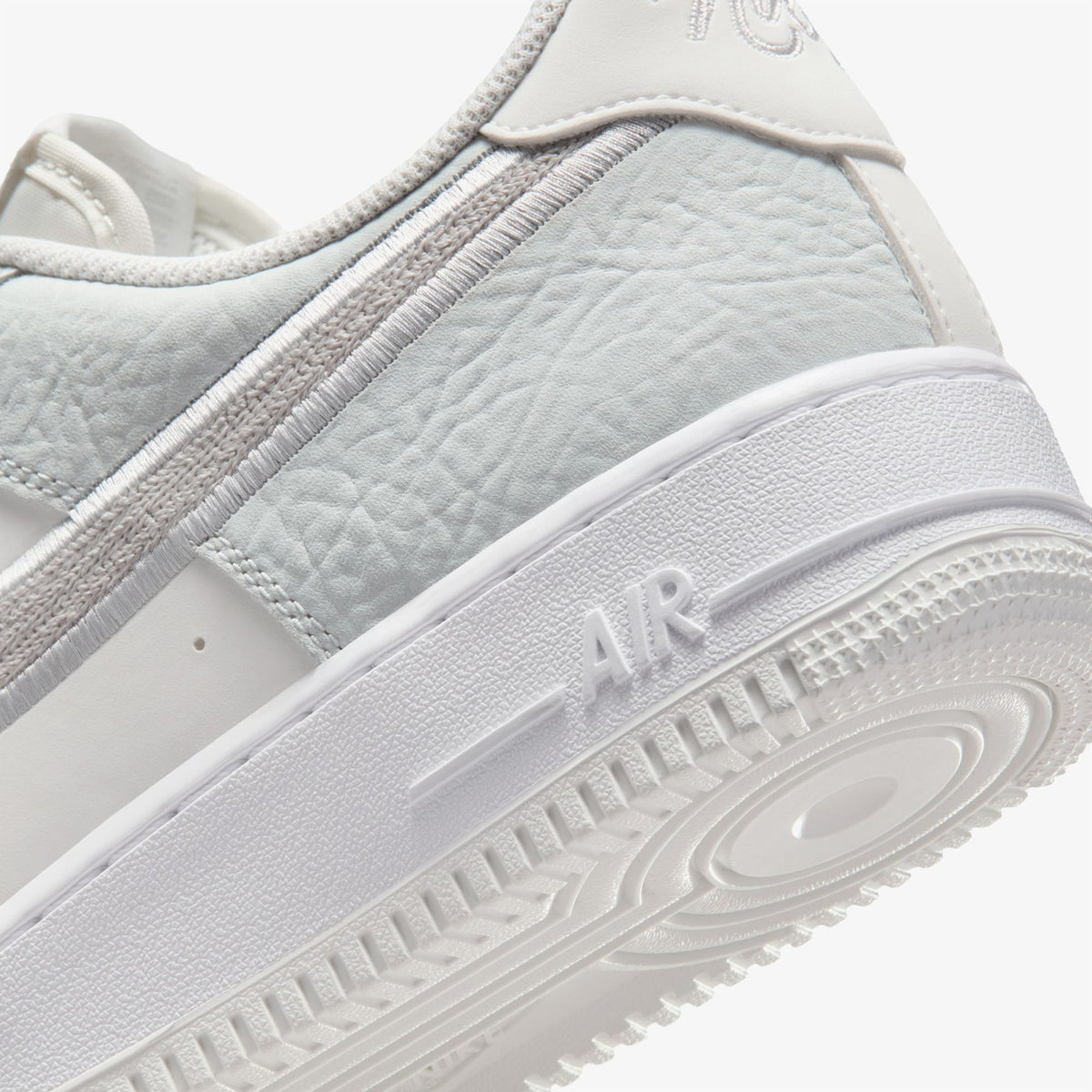 Nike Air Force 1 Erkek Beyaz Spor Ayakkabı