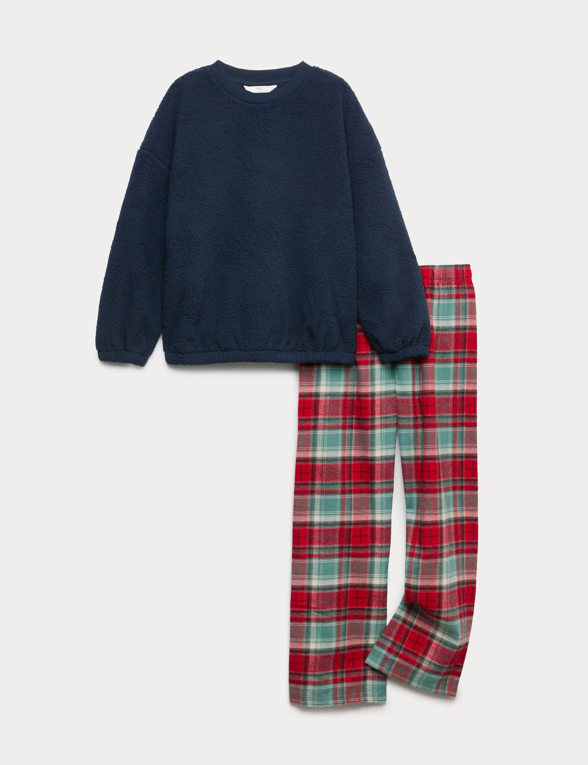 Polar Üst Ve Ekose Desenli Pijama Takımı
